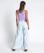 Load image into Gallery viewer, Capri Blue Maverick Jeans
