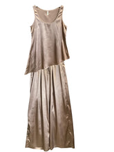 Load image into Gallery viewer, MT Satin Rosey Pants
