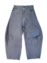 Load image into Gallery viewer, Barrel Jeans
