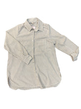 Load image into Gallery viewer, MT Stripe Long Shirt
