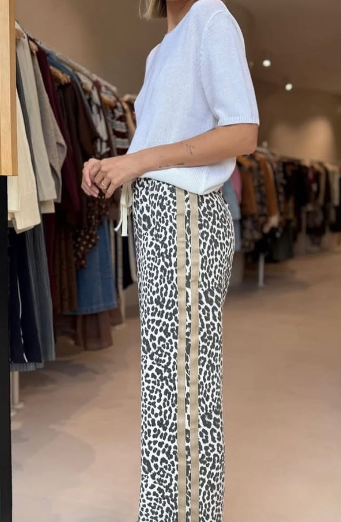 By Frankie Leopard Jeans