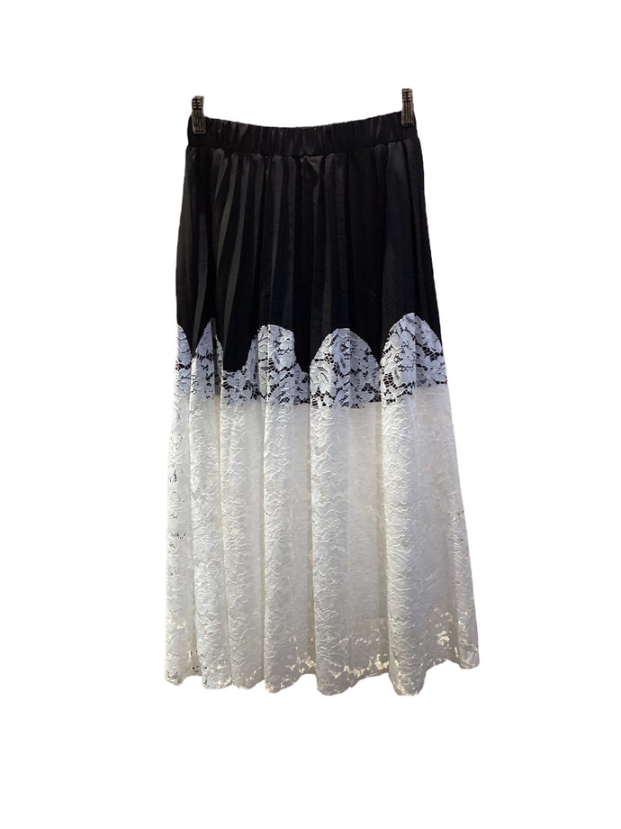 HK Pleated Lace Skirt
