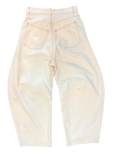 Load image into Gallery viewer, Barrel Jeans

