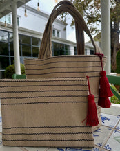 Load image into Gallery viewer, Maison Victoria Pouch
