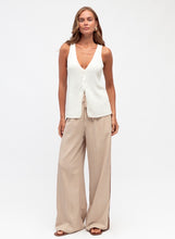 Load image into Gallery viewer, White Closet Curro Pants
